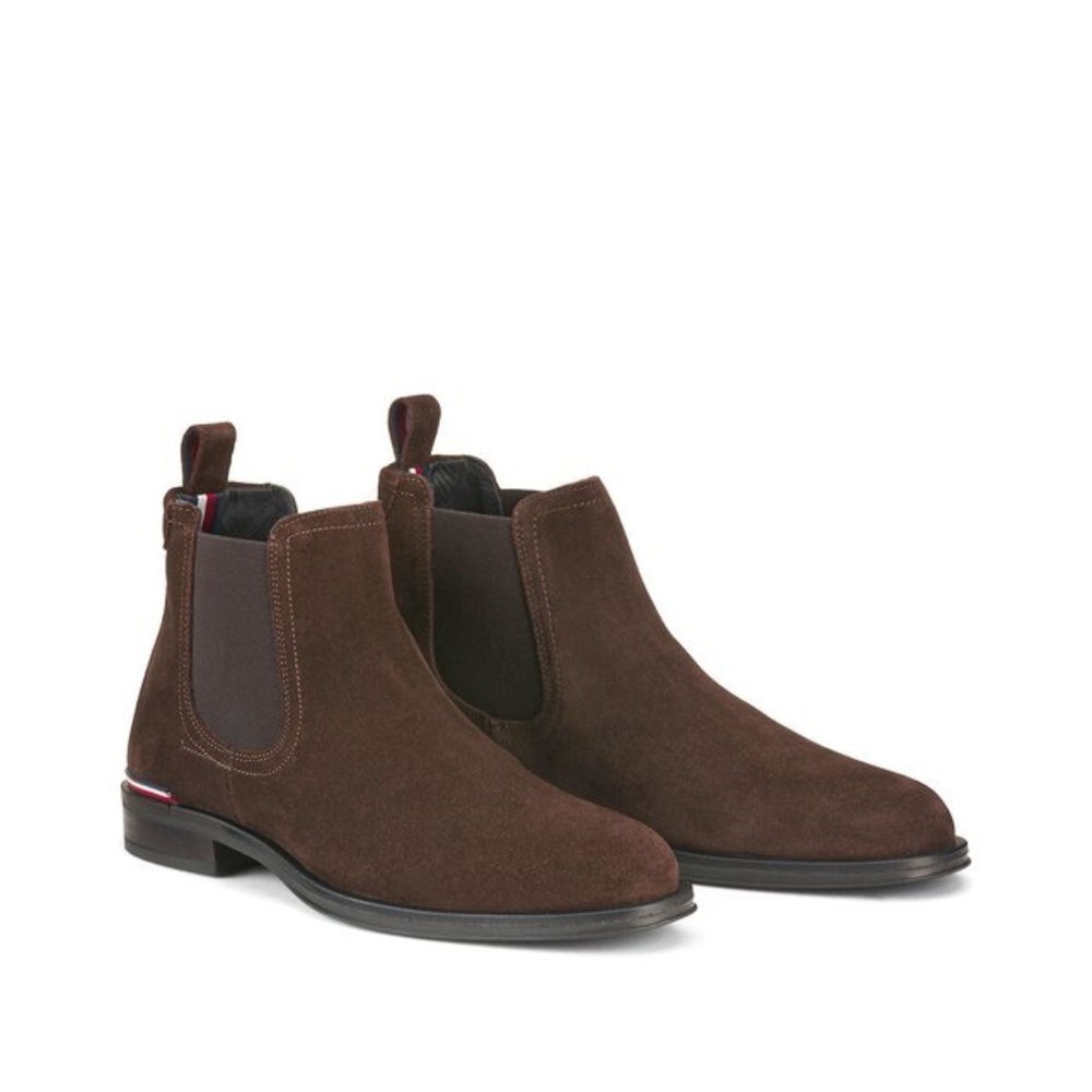 Ben Sherman Monroe Chelsea Boots in Brown Suede